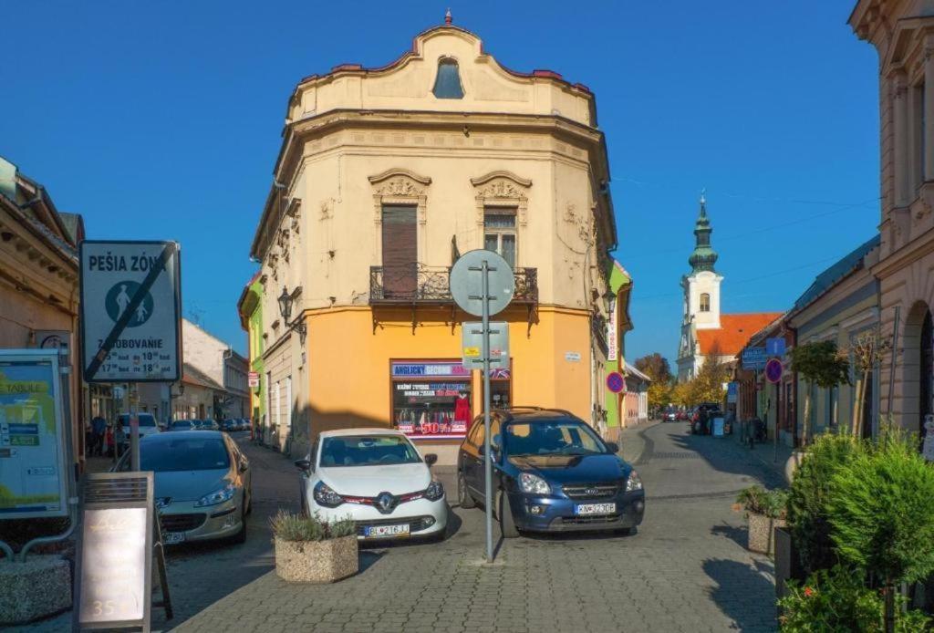 Apartman Lara Komárno Exterior photo